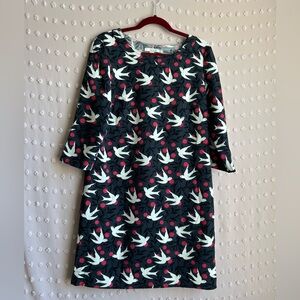 Boden Alda 3/4 Sleeve Shift Dress‎ Swallow Print Sz 10R Black Red